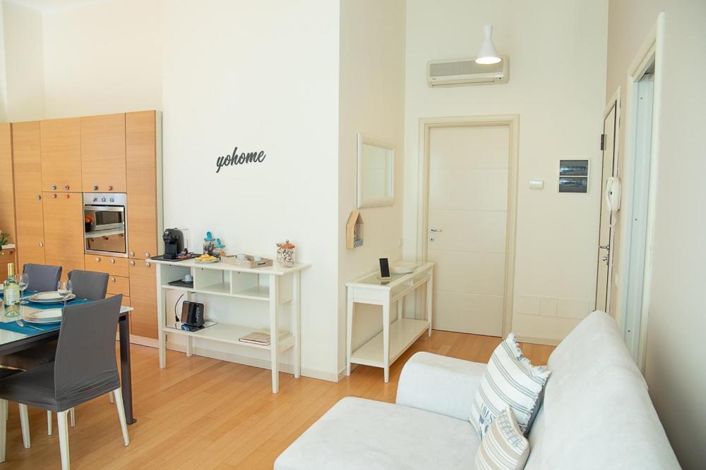 Zara D'Amare A Pesaro 10 Metri Dalla Spiaggia By Yohome Exterior foto